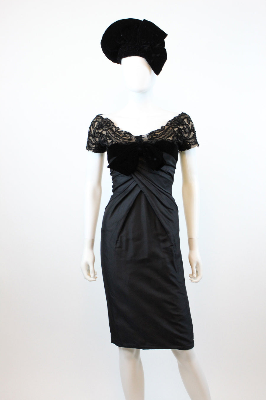 1950s couture SILK and LACE wiggle folded dress xxs | new fall winter