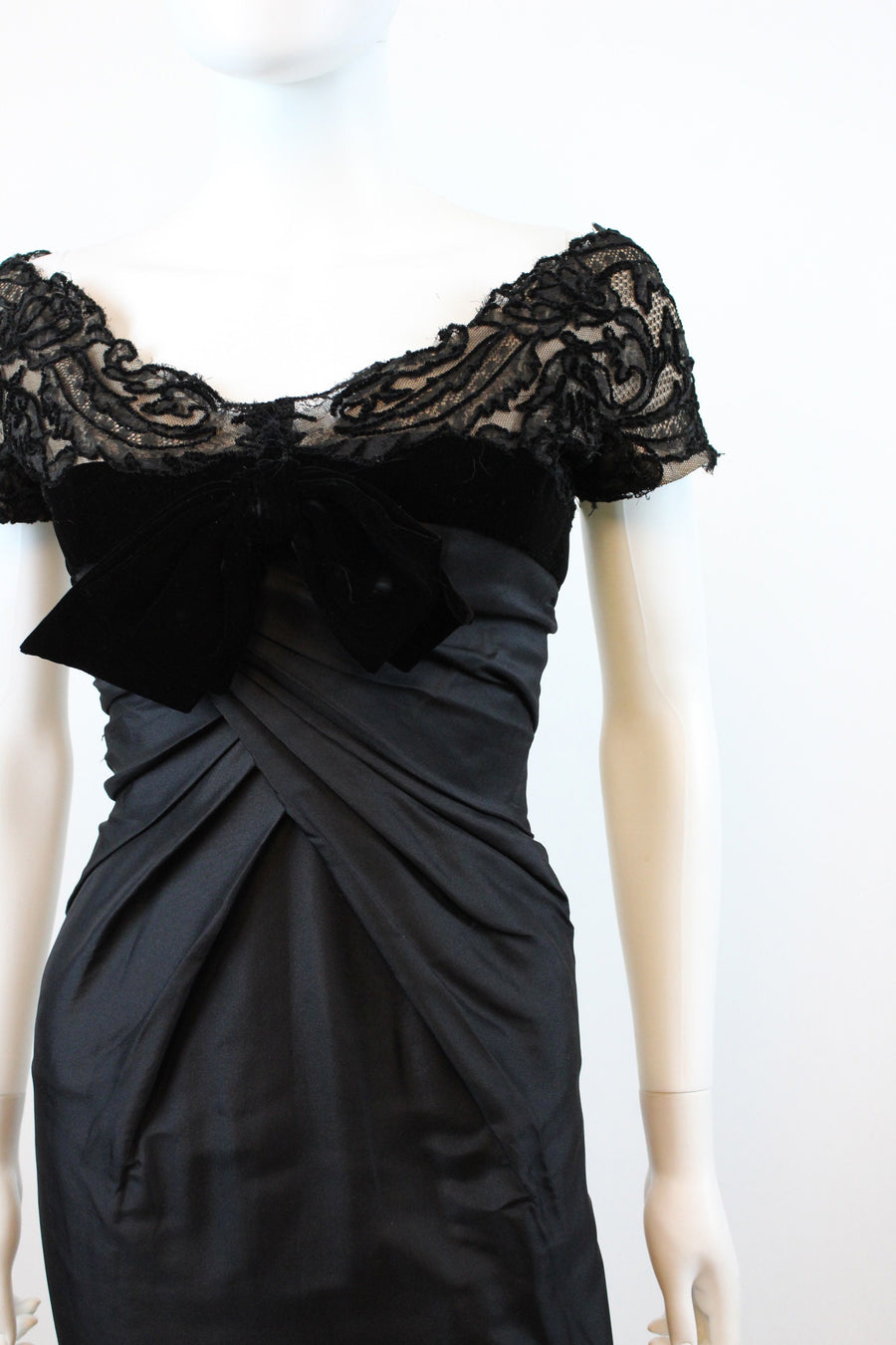 1950s couture SILK and LACE wiggle folded dress xxs | new fall winter