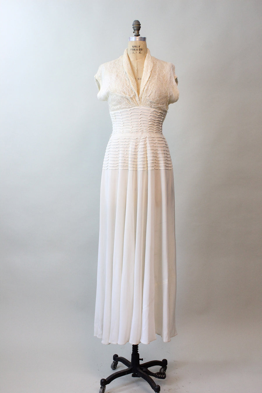 1940s LACE RAYON wedding dress small | new spring summer