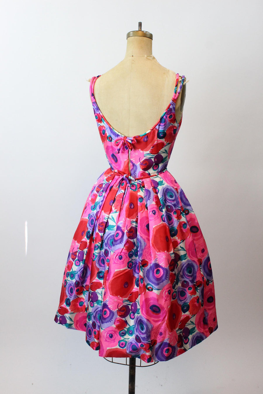 1950s LOW BACK full skirt FLORAL dress xs | new fall winter