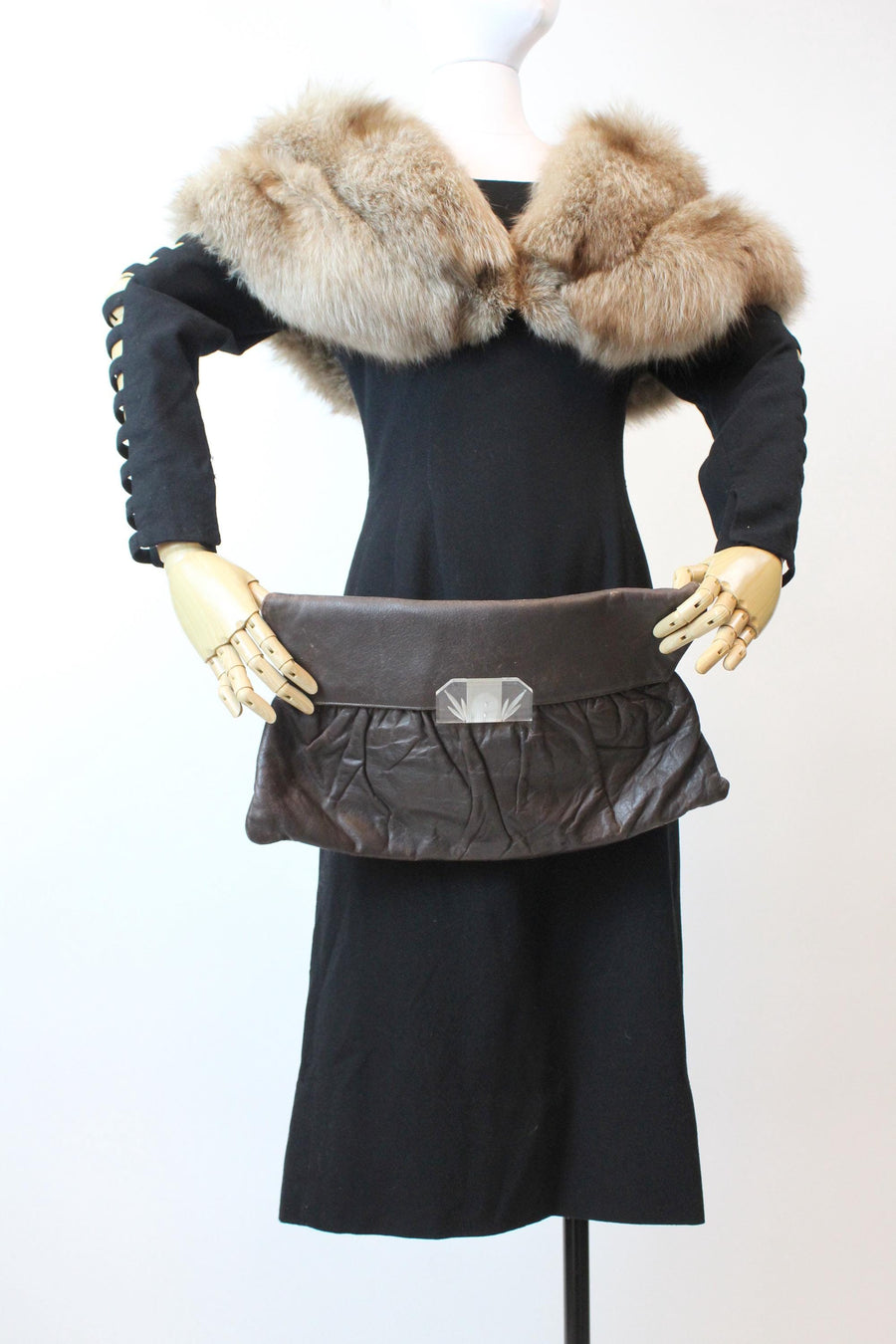 1940s LEATHER soft CLUTCH lucite closure bag purse | new fall winter