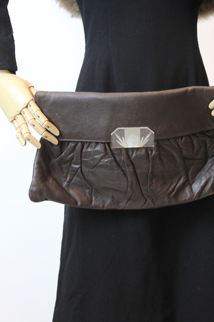 1940s LEATHER soft CLUTCH lucite closure bag purse | new fall winter