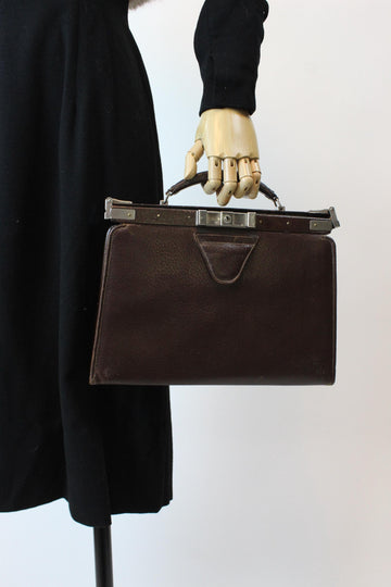 1950s SILVER LEATHER hinge top handle handbag | new fall winter