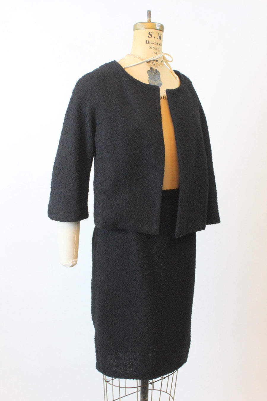 1960s LILLI ANN boucle suit small | new fall winter