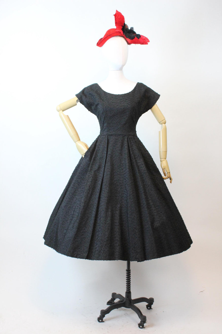 1950s CAMPUS LANE FRINGED eyelash full skirt dress xs | new fall winter