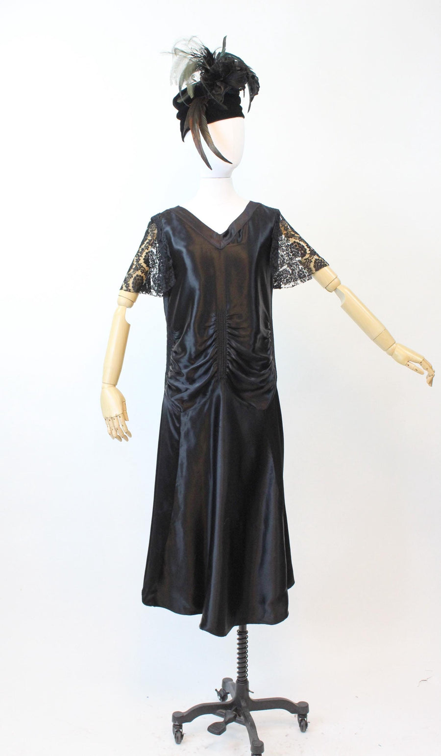 1920s LIQUID SATIN flutter sleeves dress small medium | new fall winter