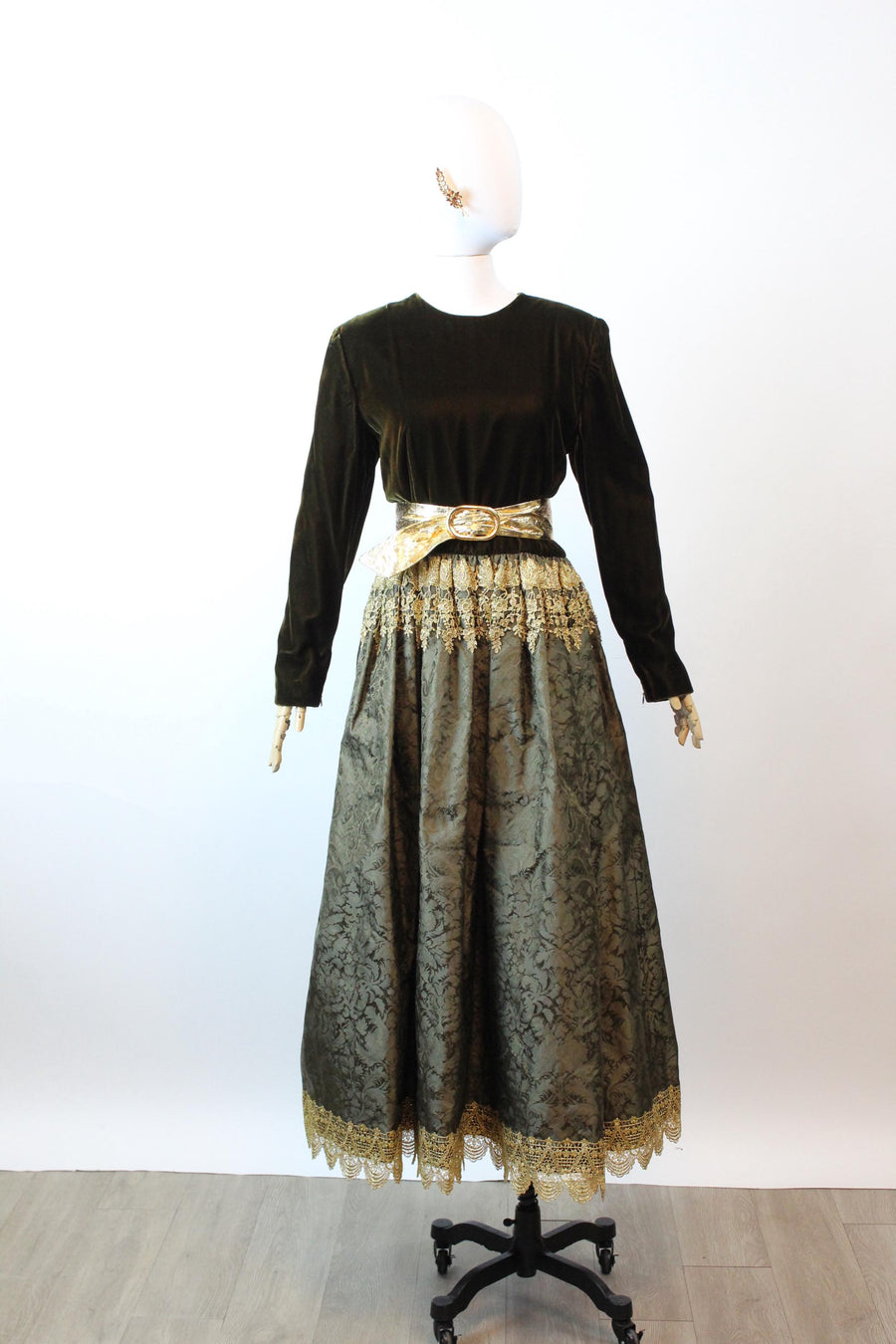 1980s OSCAR de la RENTA GOLD velvet dress large | new fall winter